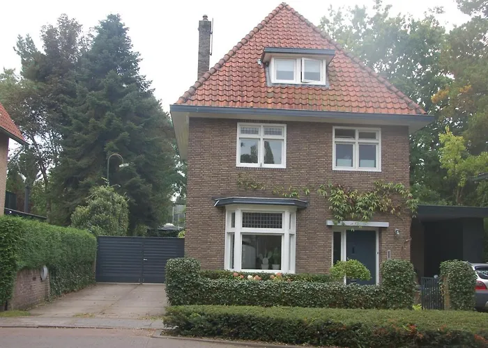 Eindhovennearby Hotel *